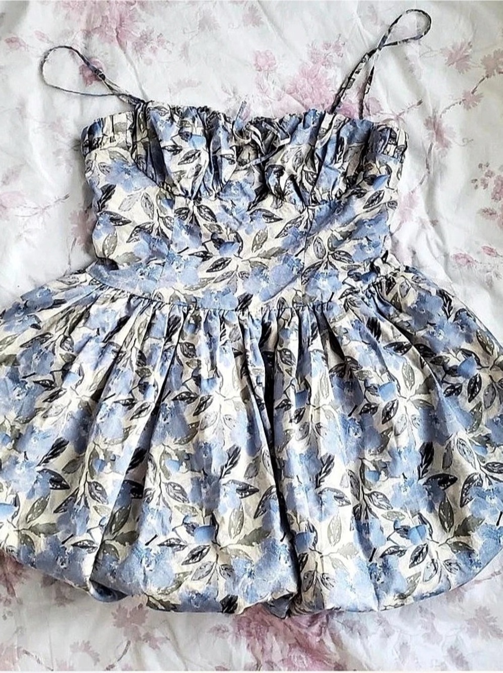 ASTR the Label Larissa Dress Floral Mini Dress Blue & White